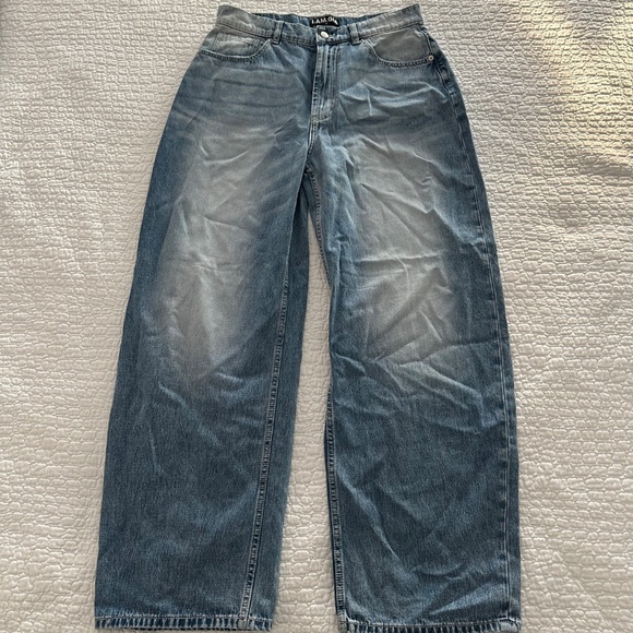 *Like New* I.AM.GIA Low Rise Baggy Jeans - Picture 4 of 5